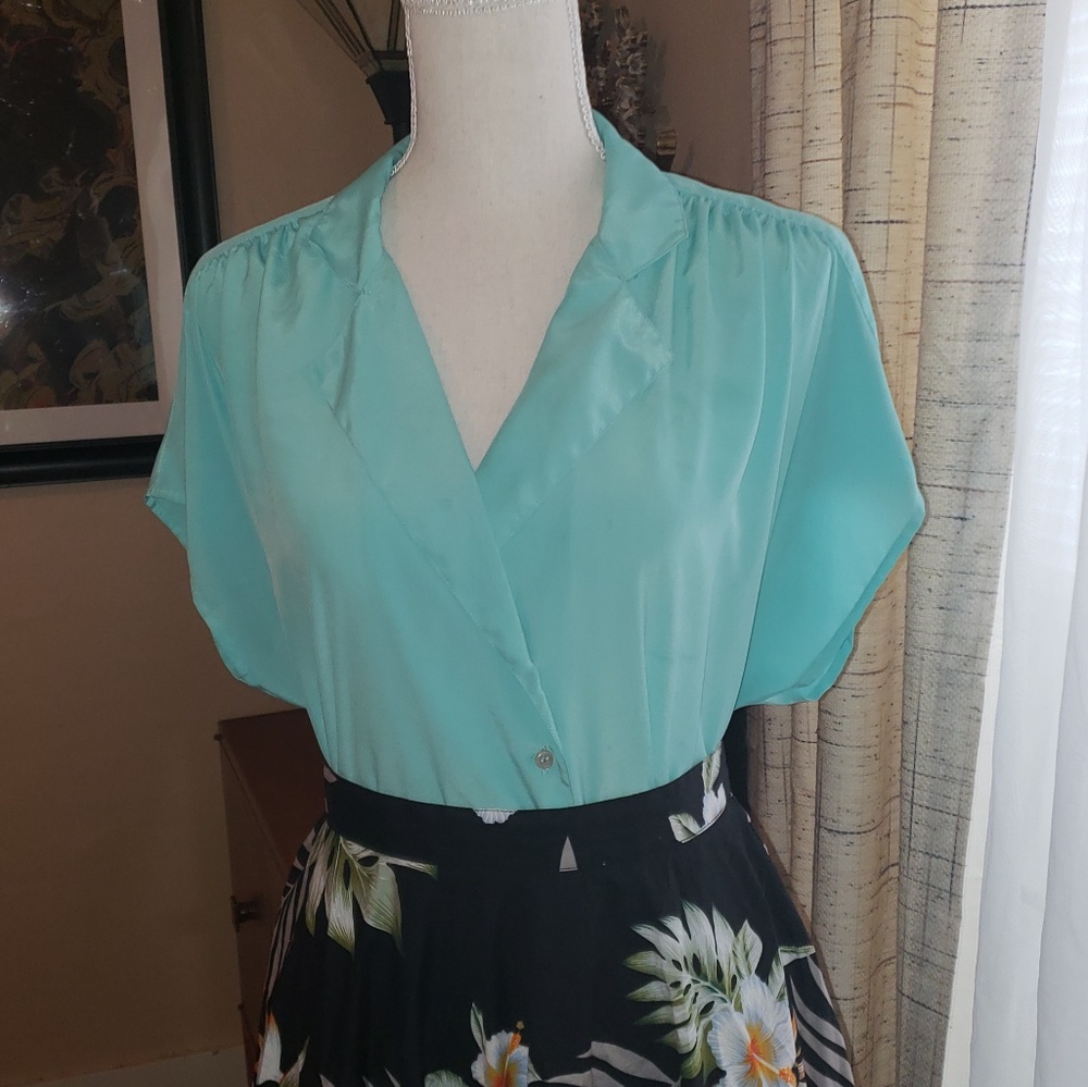 1940's style baby blue pin up blouse